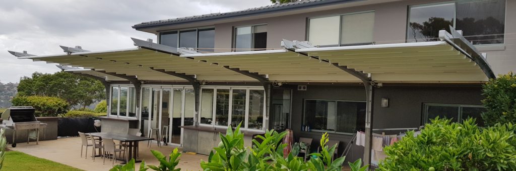 retractable awnings